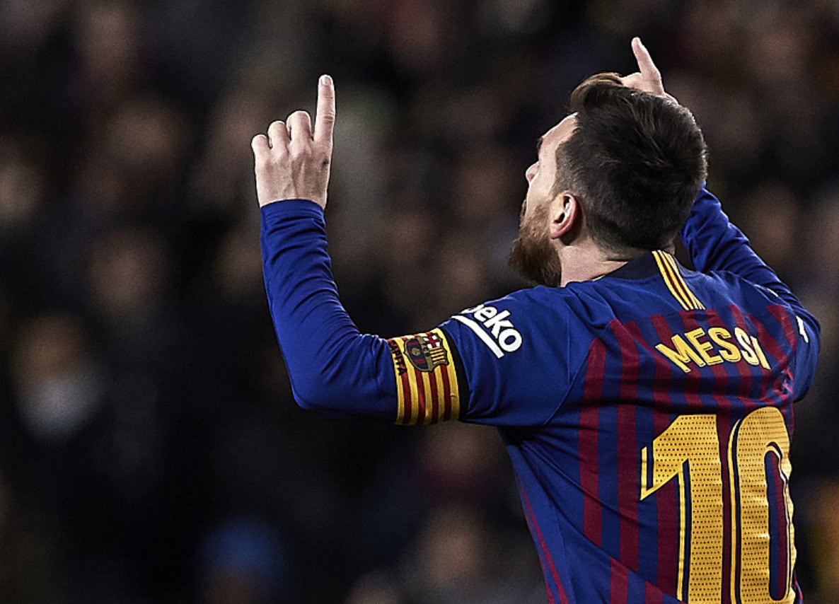 里程碑夜!瓦伦西亚回应争议,法国杯今晚刷纪录,引发热议,医务组通报恢复(内维尔瓦伦西亚) 里程碑夜!瓦伦西亚回应争议,法国杯今晚刷纪录,引发热议,医务组通报恢复(内维尔瓦伦西亚)